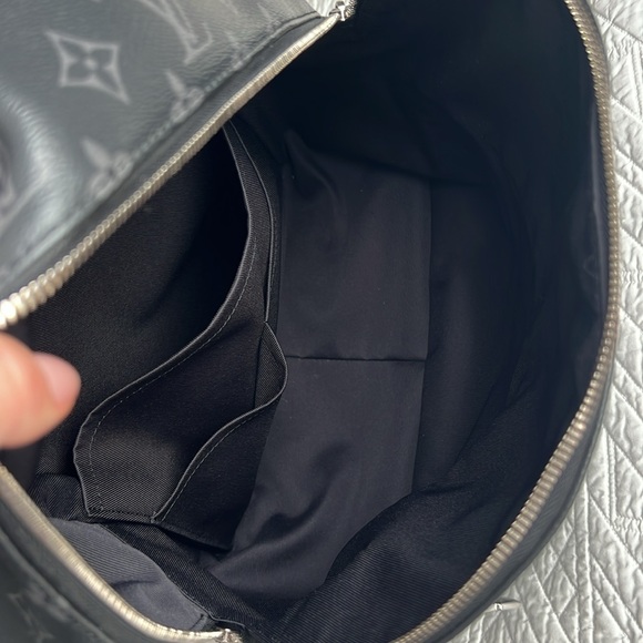 LOUIS VUITTON DISCOVERY BACKPACK PM TAIGA MONOGRAM ECLIPSE - Picture 8 of 17